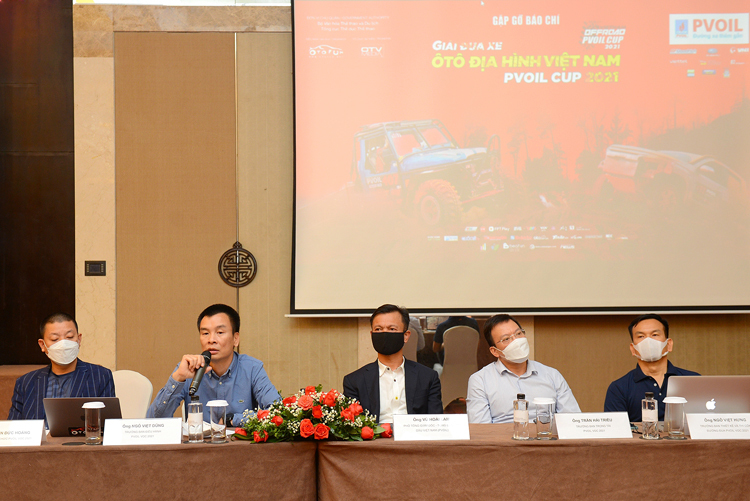 6 đường thi cùng lúc trong giải đua xe ô tô địa hình Việt Nam PVOIL CUP 2021