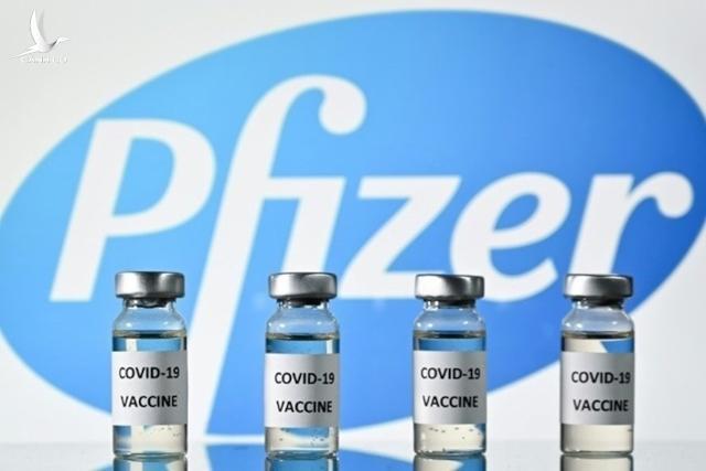 Bộ Y tế thông báo tăng hạn 3 tháng cho 6 lô vắc xin Pfizer