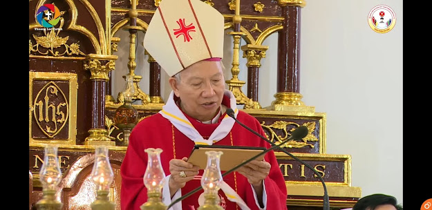 Giám mục Nguyễn Thái Hợp lại 
