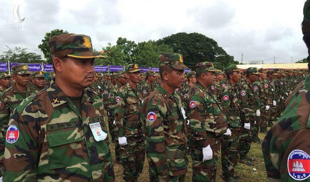 Mỹ mạnh tay trừng phạt Quân đội Campuchia