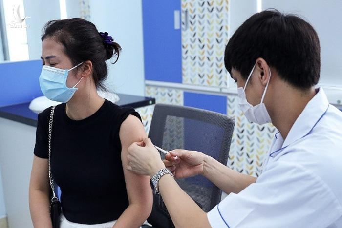 “Ngoại giao vaccine”  - Nước cờ khôn ngoan của Việt Nam