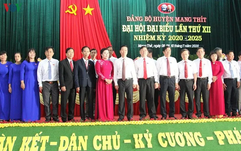 Ông Võ Văn Thưởng dự Đại hội Đảng bộ huyện Mang Thít, tỉnh Vĩnh Long