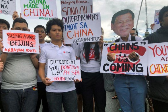 Philippines bán mình cho Trung Quốc còn Việt Nam thì không bao giờ