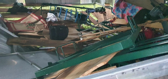 Quảng Trị: Mưa dông và lốc xoáy tại huyện Hướng Hoá làm sập 106 ngôi nhà