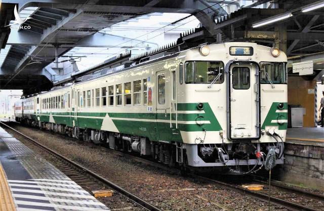 Vì tương lai ngành đường sắt nên từ chối 37 toa tàu cũ của Nhật bản