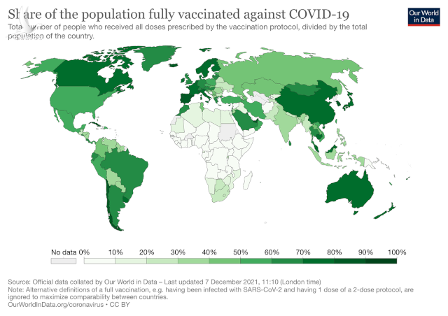 Việt Nam có thể ứng phó Omicron với tỷ lệ tiêm vaccine cao?
