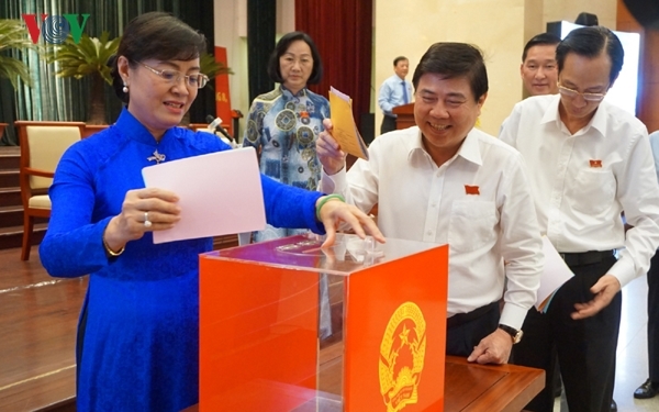 Bà Nguyễn Thị Quyết Tâm nhận quyết định nghỉ hưu