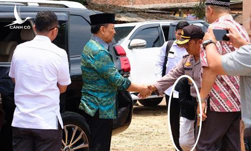 Bộ trưởng An ninh Indonesia bị đâm