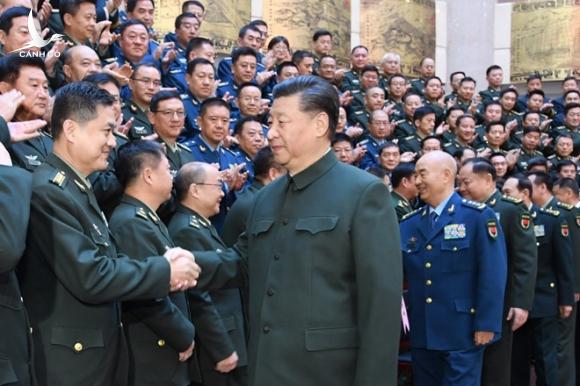 Chủ tịch Trung Quốc Tập Cận Bình thăng hàm cho 170 sĩ quan cấp cao