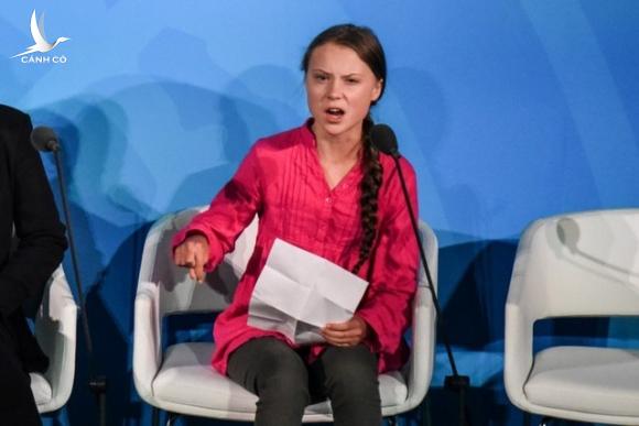 Cô gái 16 tuổi phát biểu gây rúng động Liên Hợp Quốc