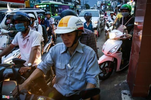 Con đường kẹt triền miên gần 20 năm ở phía đông Sài Gòn