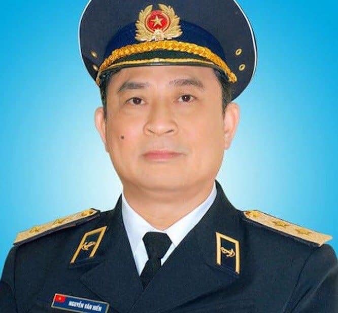 Củi lửa không chừa một ai - Thi hành kỷ luật nguyên Thứ trưởng Bộ Quốc phòng Nguyễn Văn Hiến