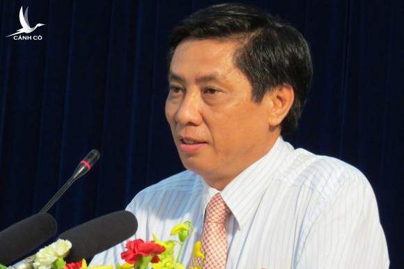 Đề nghị Ban Bí thư kỷ luật chủ tịch, nguyên chủ tịch Khánh Hòa