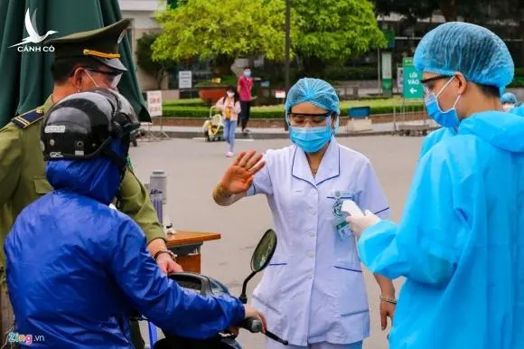 Dồn lực dập bằng được ổ dịch tại Bệnh viện Bạch Mai