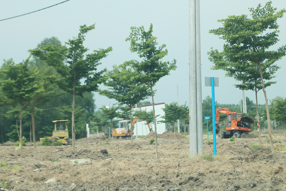 Dự án khu dân cư Alibaba Tân Thành vội vã lấp đường làm trái phép
