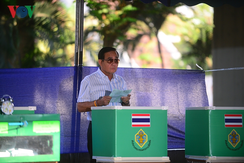 Gần 50 triệu cử tri Thái Lan đi bỏ phiếu