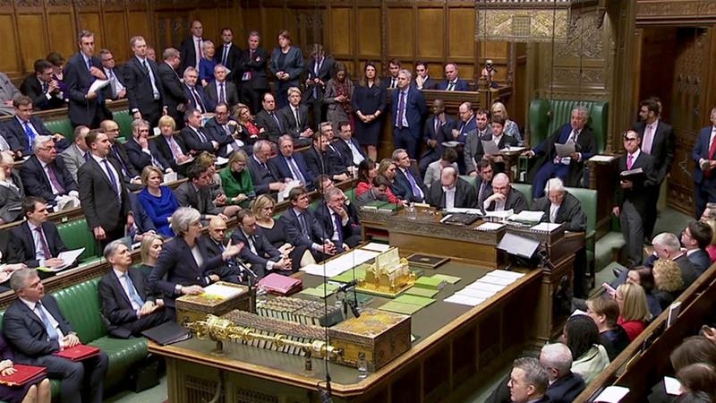Hạ viện Anh bác bỏ mọi kịch bản Brexit không thoả thuận