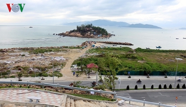 Khánh Hòa: Thu hồi đất  2 dự án lấn vịnh Nha Trang