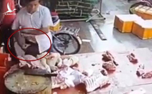 Khủng hoảng thịt lợn ở Trung Quốc: Điên cuồng tranh cướp miếng thịt giảm giá, trộm thịt giấu vào túi quần