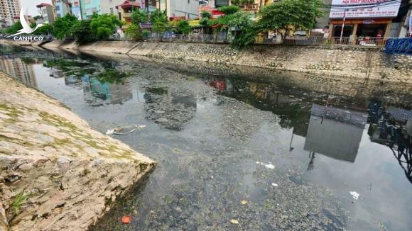 Mỗi ngày các dòng sông Hà Nội nhận 600.000 m3 nước thải