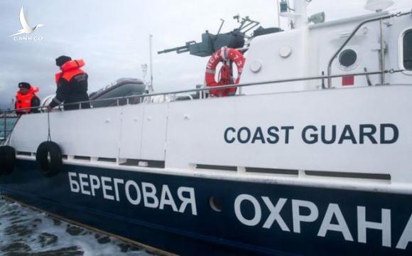 Nga nổ súng vào tàu đánh cá Triều Tiên, bắt 21 thuyền viên