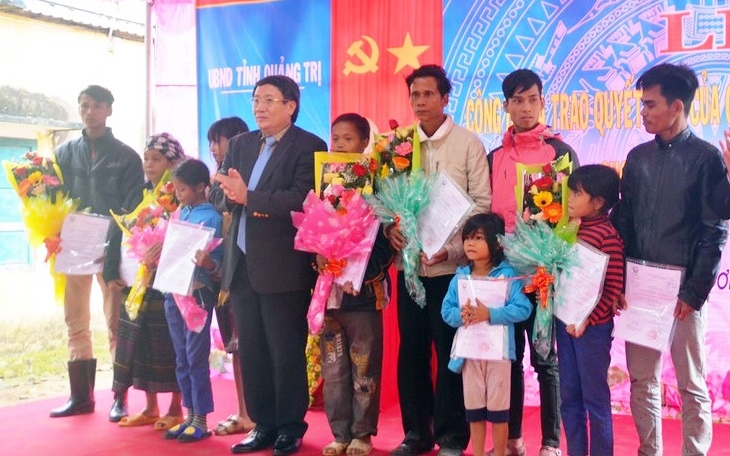 Nhiều người Lào sống tại Quảng Trị được nhập quốc tịch Việt Nam