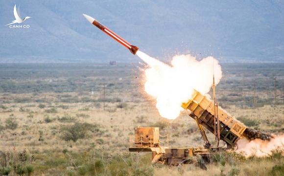 NÓNG: Mỹ cấp tốc điều thêm tên lửa, binh sĩ tới Trung Đông – Thùng thuốc súng sắp nổ?