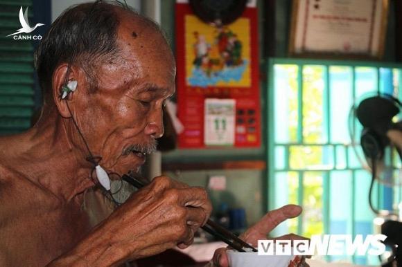 Phi công huyền thoại Nguyễn Văn Bảy – anh hùng lái máy bay khi chưa biết đi xe đạp