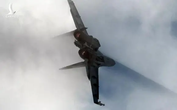 Su-35 Nga bay cắt mặt máy bay P-8A Poseidon Mỹ: Phi công rối loạn suốt 42 phút đối đầu!