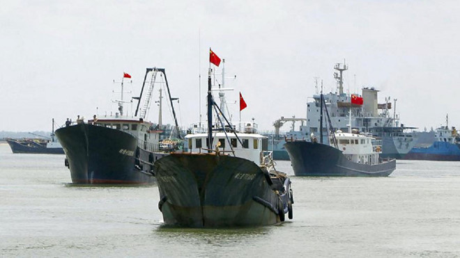 Tàu cá Trung Quốc đe dọa môi trường Biển Đông