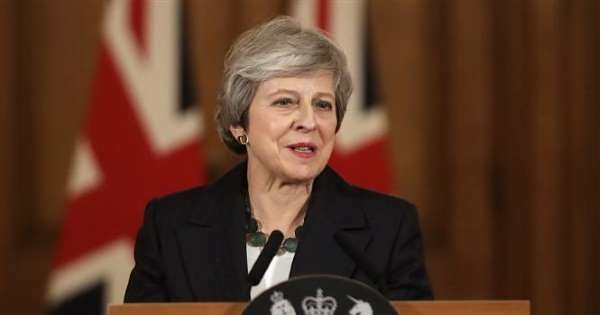 Thủ tướng Theresa May được bật đèn xanh mở lại đàm phán với EU