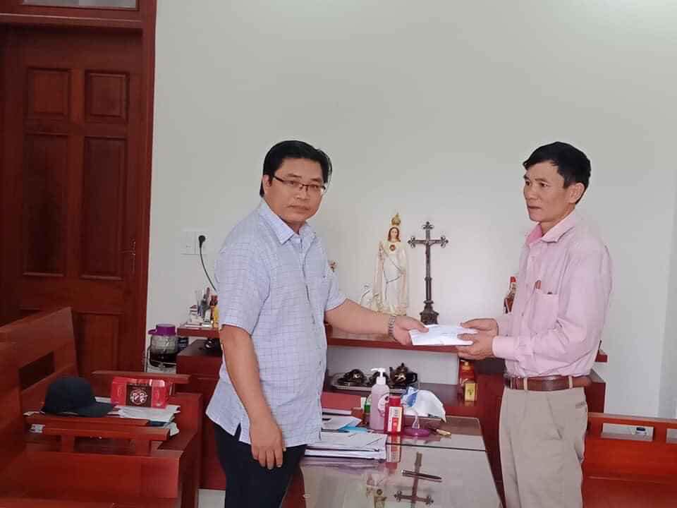 Toà GM GP Vinh, Trường Đại chủng viện Vinh, linh mục Nguyễn Văn Hiểu, linh mục Đoàn Văn Huy ủng hộ tiền phòng, chống dịch Covid
