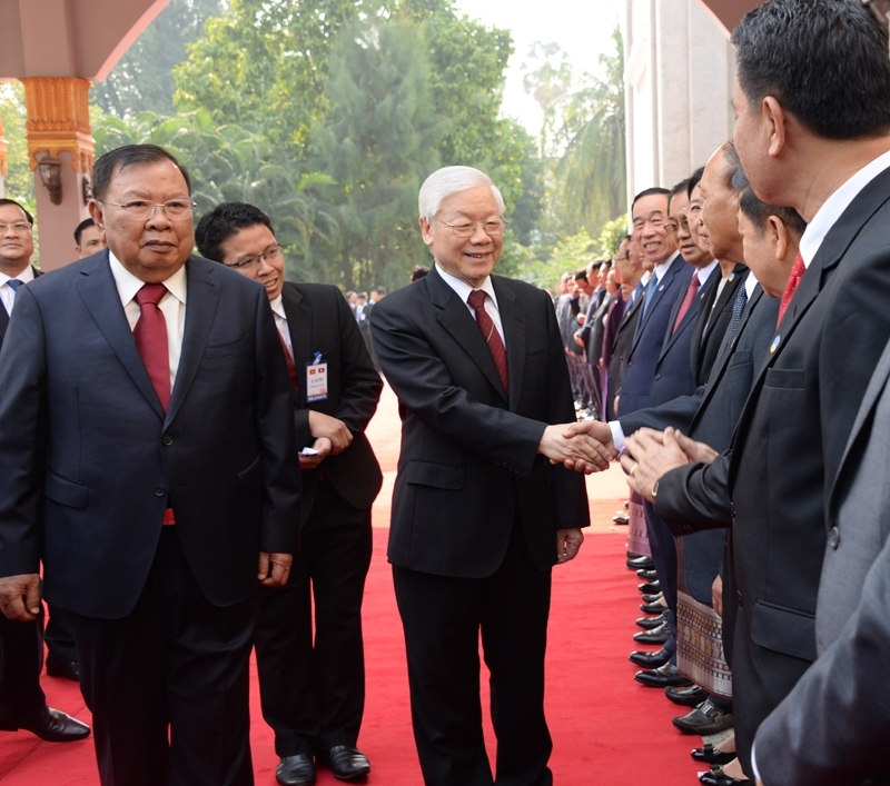 Tổng Bí thư, Chủ tịch nước Nguyễn Phú Trọng hội đàm với Tổng Bí thư, Chủ tịch nước Lào
