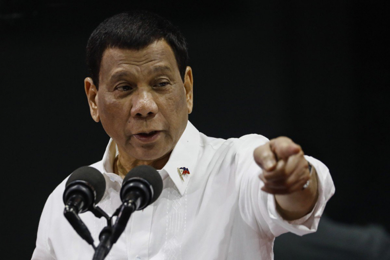 Tổng thống Duterte: Không nói về phán quyết Biển Đông, đừng hội đàm