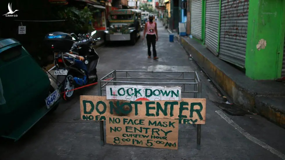 Tổng thống Philippines tuyên bố cho phép bắn người vi phạm lệnh phong tỏa