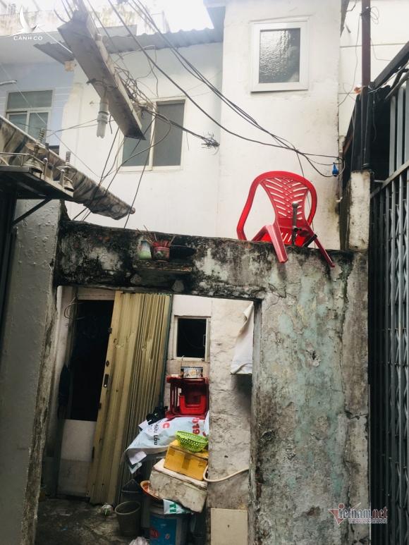 Từng có ngàn m2 đất ở khu nhà giàu, gia đình Sài Gòn chỉ còn căn nhà 2,4 m2