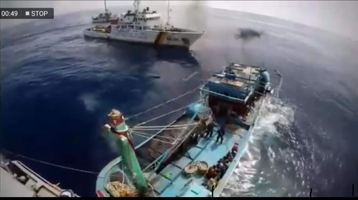 Vạch mặt thủ đoạn bỉ ổi của Hải quân Indonesia trên biển Đông
