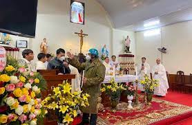 Góc nhìn khách quan về sự việc “Cán bộ ngăn cấm hành lễ” tại giáo xứ Vụ Bản, Hòa Bình