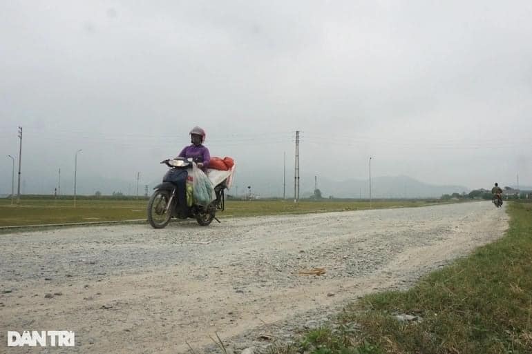Sự cần thiết phải đóng tuyến đường mòn cũ đã được thay thế tuyến đường mới tại xã Nghi Thuận